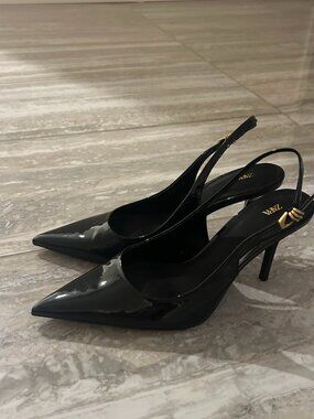 Zara Black Patent Slingback Pointed Toe Heels | Gold Hardware | Size 40 (US 9)